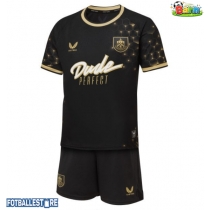 Burnley Tredjedraktsett Barn 2025-26 Kortermet (+ Korte bukser)